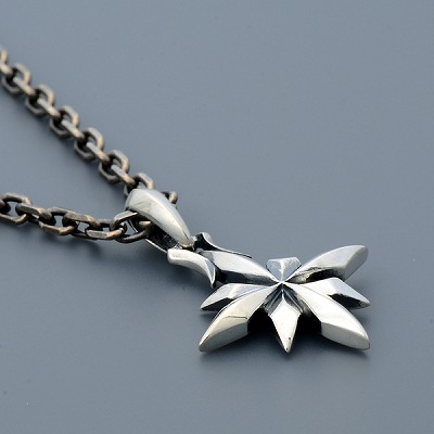 シルバーネックレス