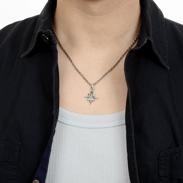 シルバーネックレス