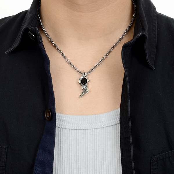 シルバーネックレス