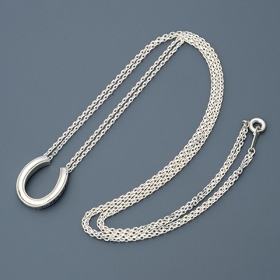 シルバーネックレス