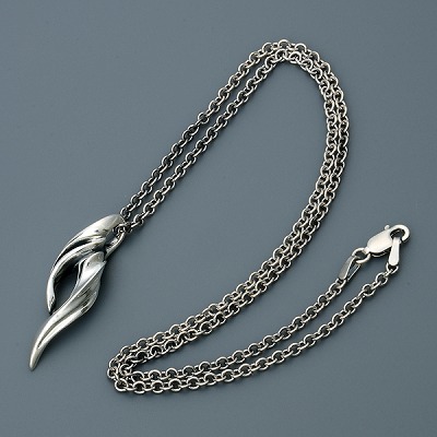 シルバーネックレス