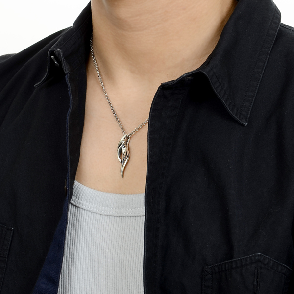 シルバーネックレス