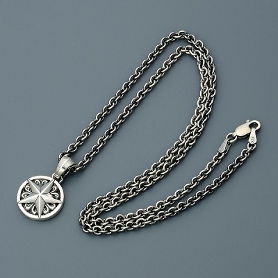 シルバーネックレス