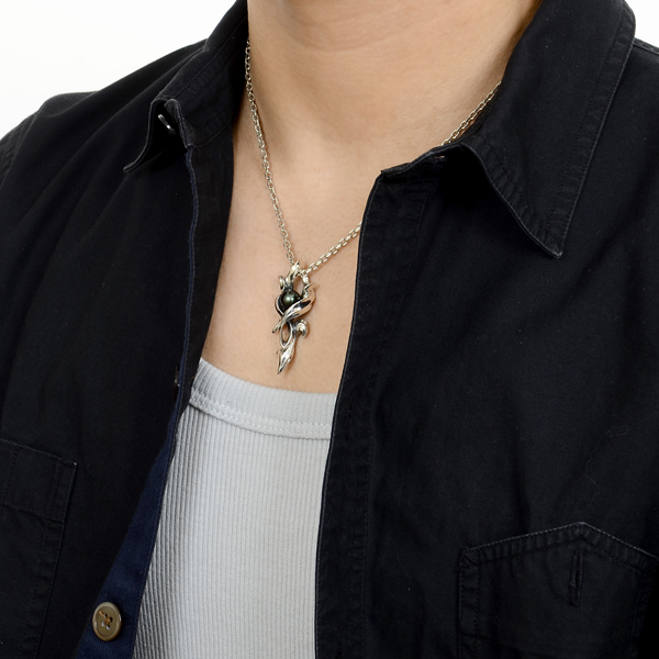 シルバーネックレス