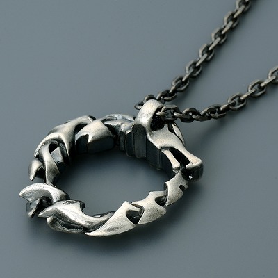 シルバーネックレス