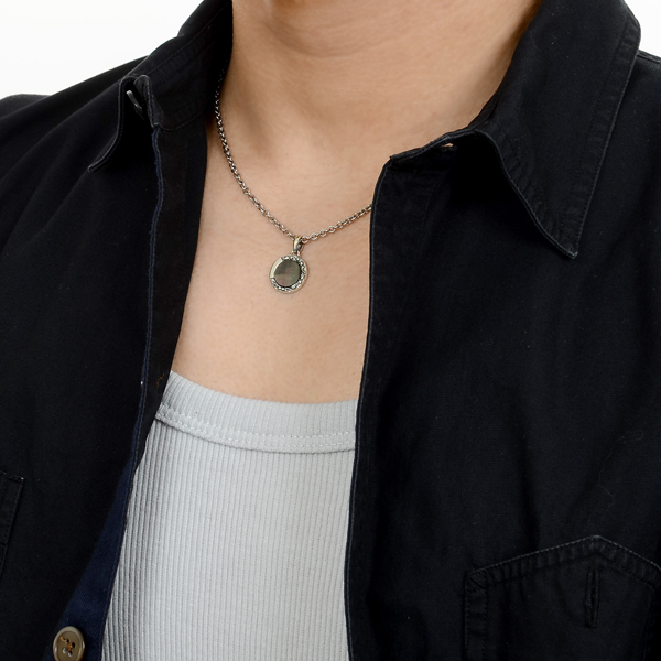 シルバーネックレス