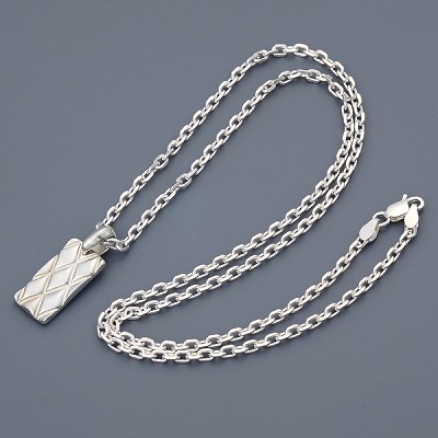 シルバーネックレス