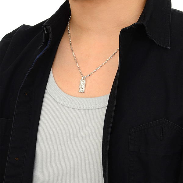 シルバーネックレス