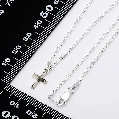 シルバーネックレス