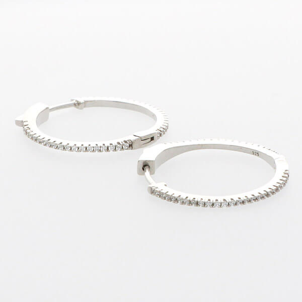 シルバーフープピアス