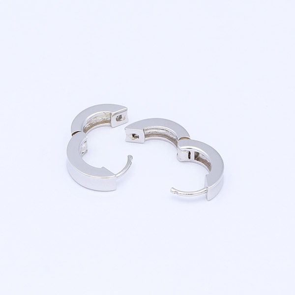 シルバーピアス