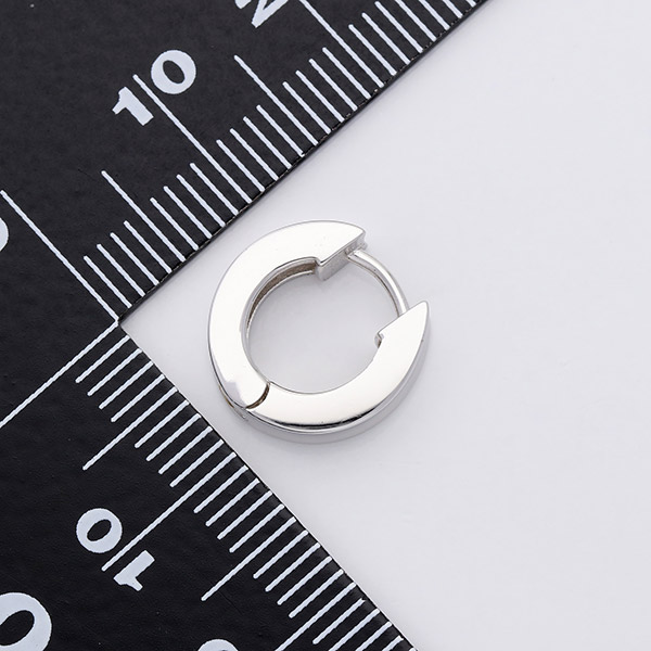 シルバーピアス