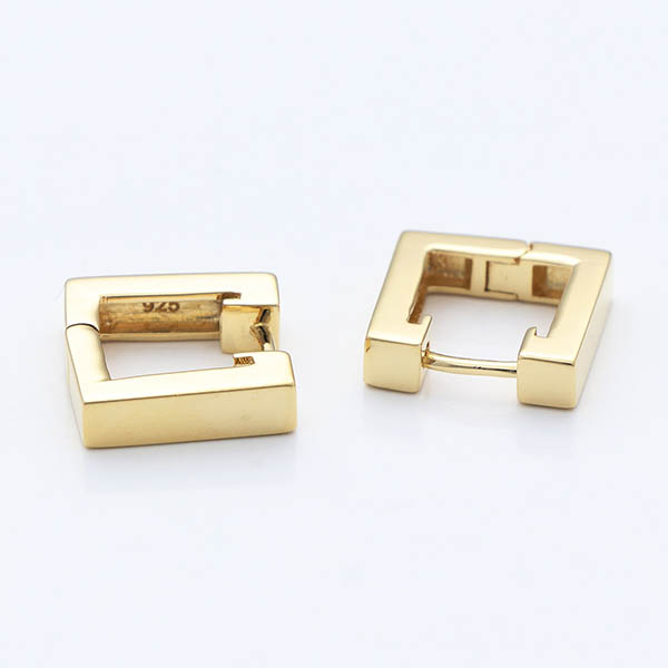 シルバーピアス