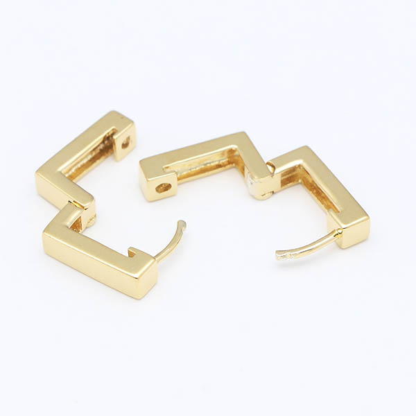 シルバーピアス