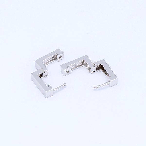 シルバーピアス