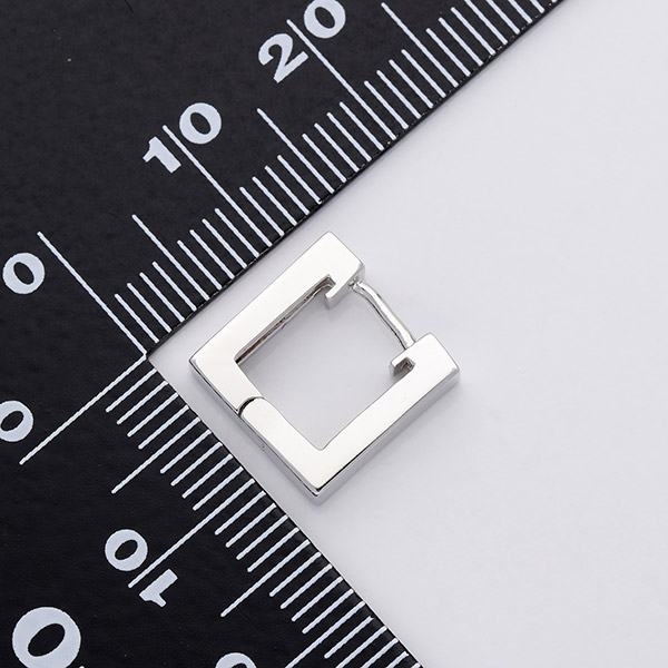 シルバーピアス