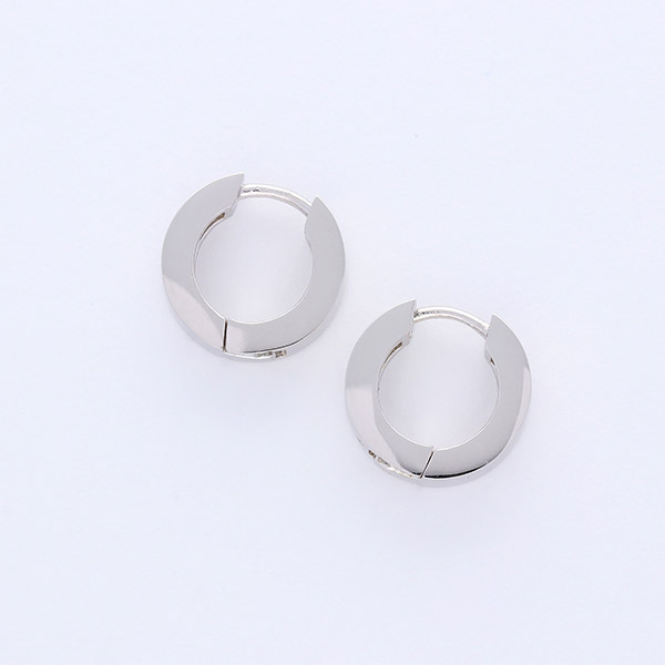 シルバーピアス