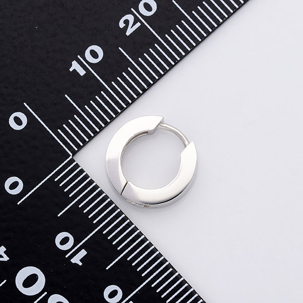 シルバーピアス