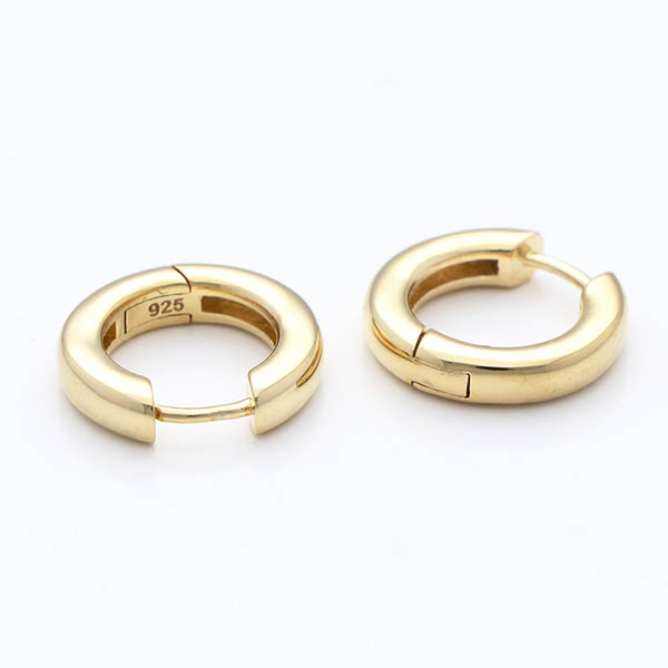 シルバーピアス