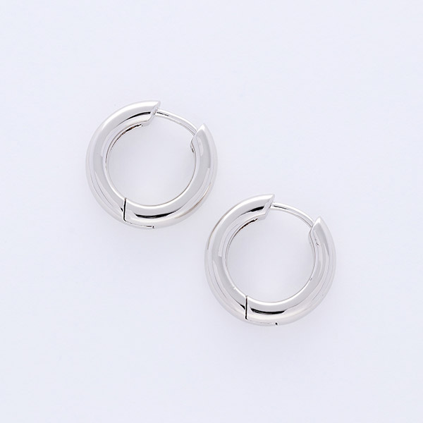 シルバーピアス