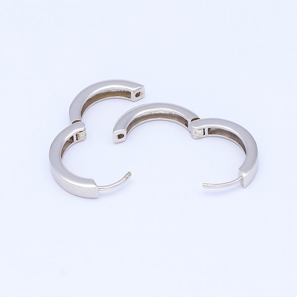 シルバーピアス