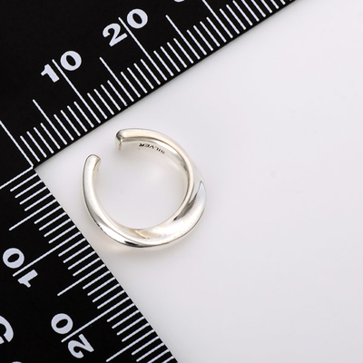 シルバーイヤーカフ