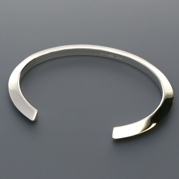 シルバーブレスレット