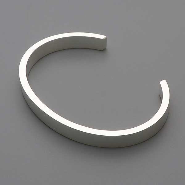 シルバーバングル