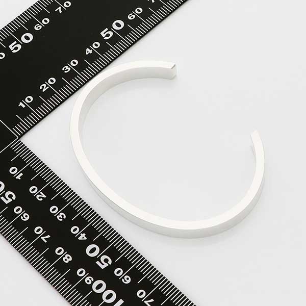 シルバーバングル