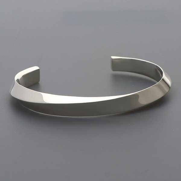 シルバーバングル