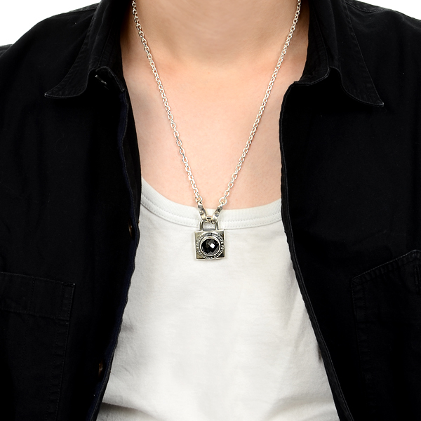 シルバーネックレス