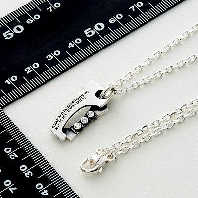 シルバーネックレス