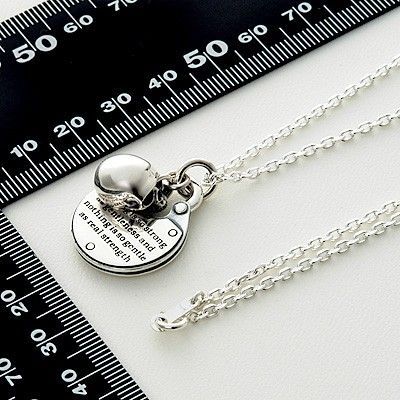 シルバーネックレス