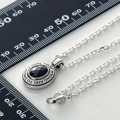 シルバーネックレス