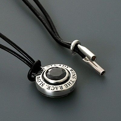 レザーネックレス