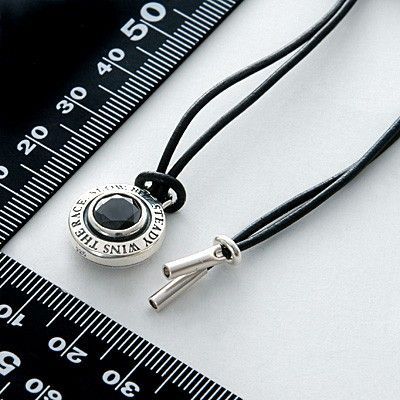 レザーネックレス