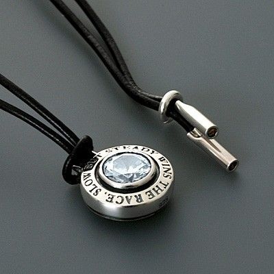 レザーネックレス