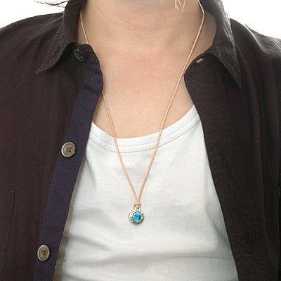 レザーネックレス