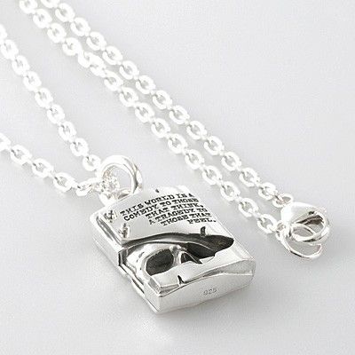 シルバーネックレス