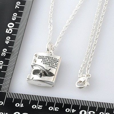 シルバーネックレス