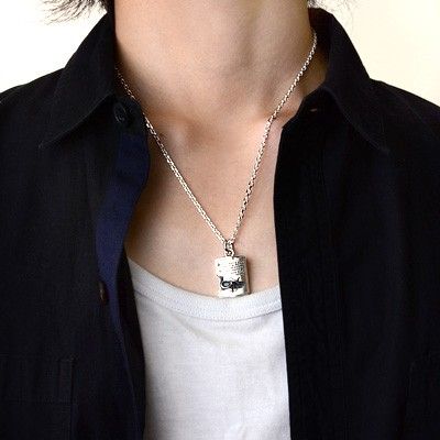 シルバーネックレス