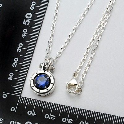 シルバーネックレス