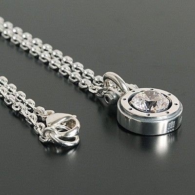 シルバーネックレス