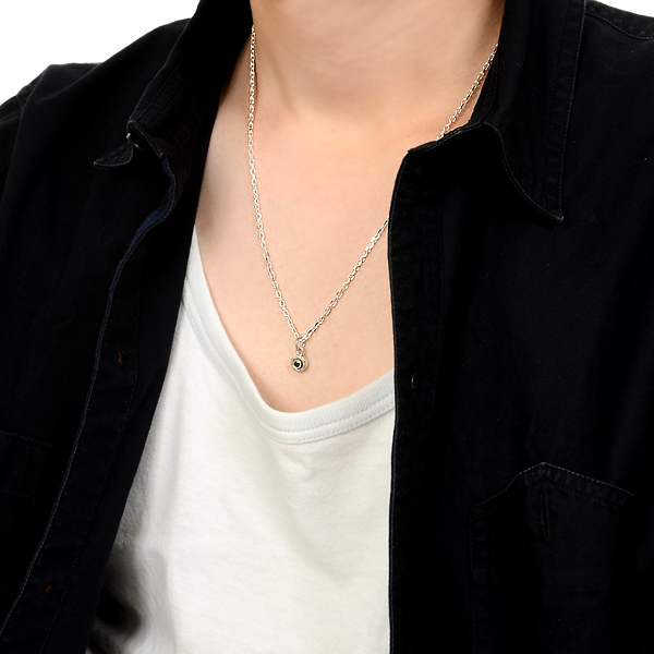 シルバーネックレス