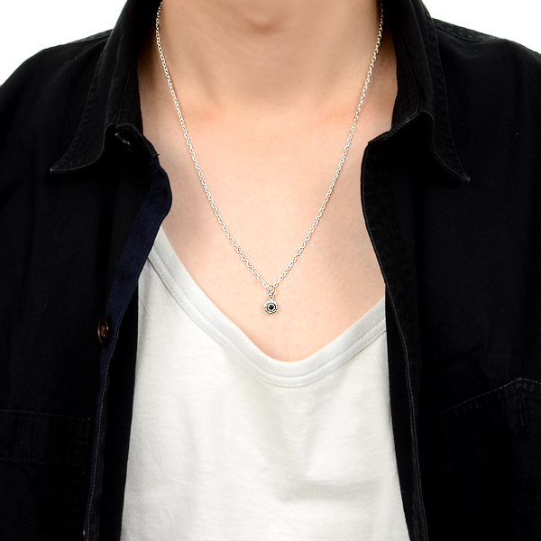 シルバーネックレス