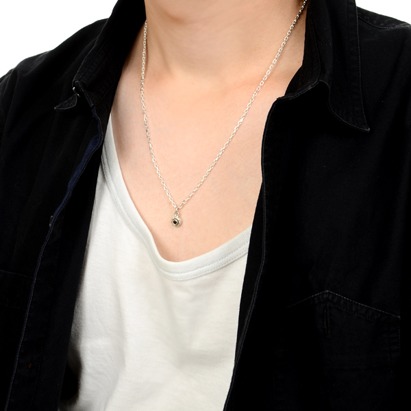 シルバーネックレス