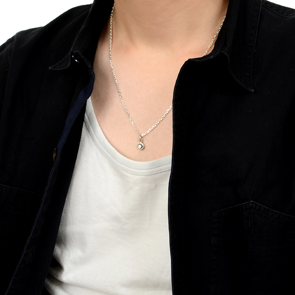 シルバーネックレス