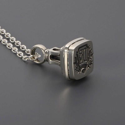 シルバーネックレス