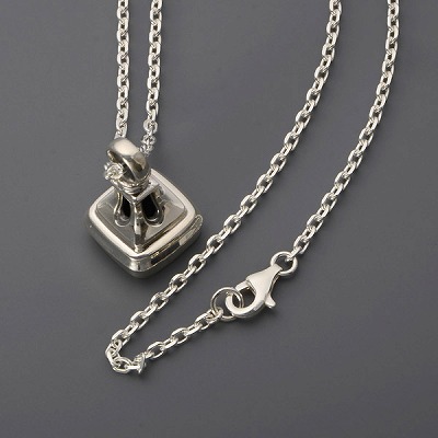 シルバーネックレス