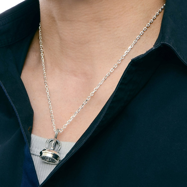 シルバーネックレス